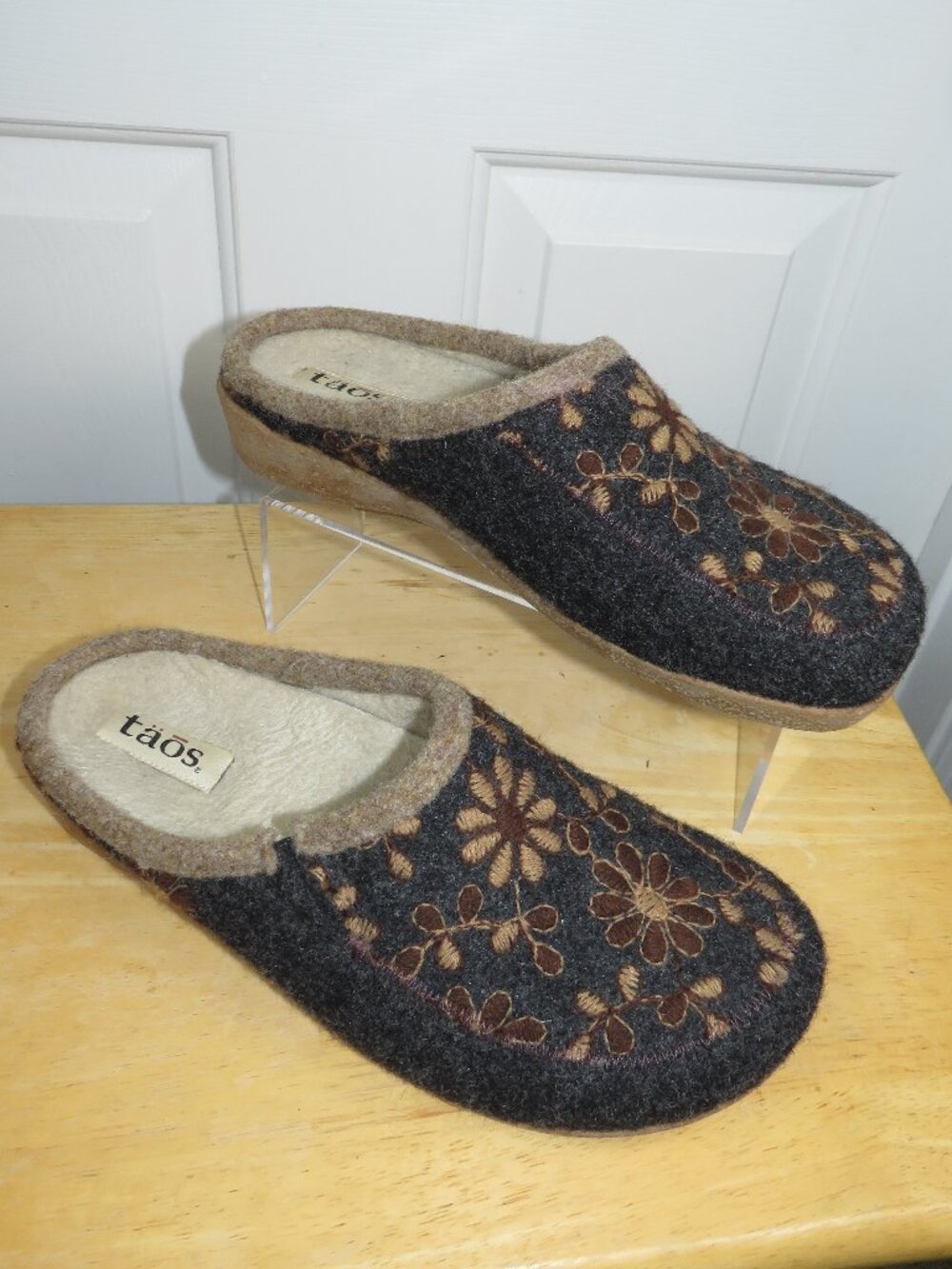 Taos Woolderness 2 Floral Felt Embroidered Cork Clog Slippers EU 42/US 11